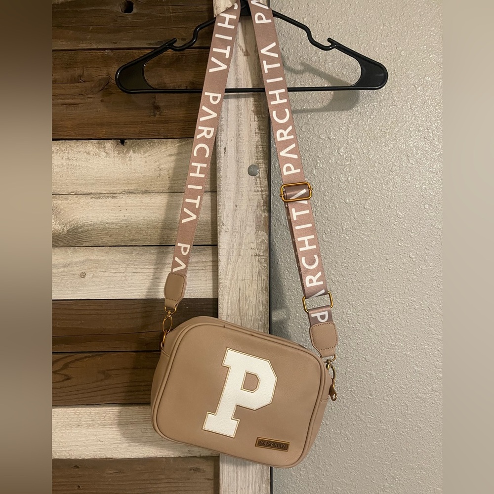 Parchita Crossbody Bag